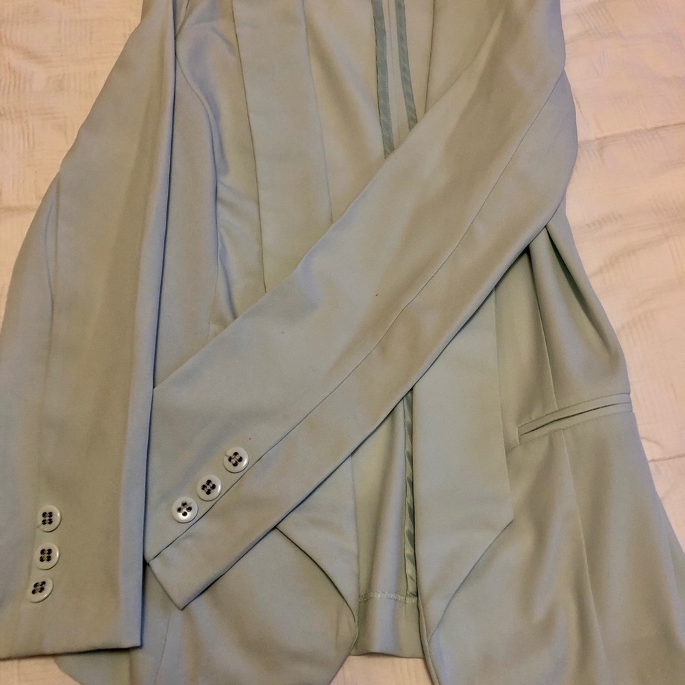 Everyday Soft Green Jacket🌾🌾🌾 - Picture 3 of 6
